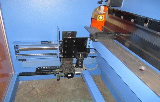 Wysokowydajna CNC hydrauliczna prasa krawędziowa 3mm 100 ton