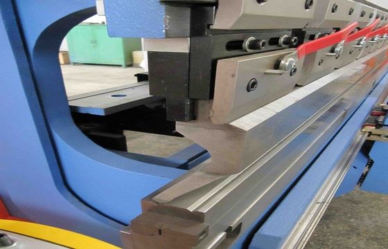 Wysokowydajna CNC hydrauliczna prasa krawędziowa 3mm 100 ton