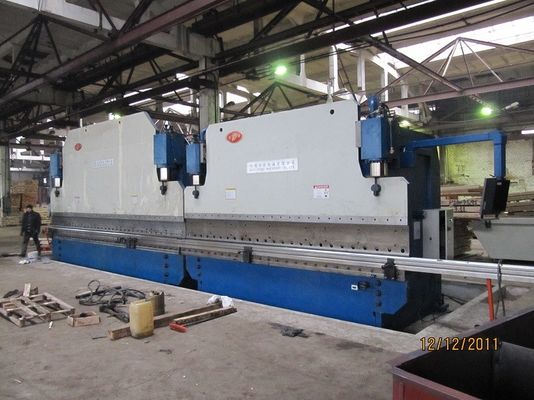 Maszyna do gięcia płyt hydraulicznych CNC z podwójnym połączeniem do linii produkcyjnej słupów świetlnych